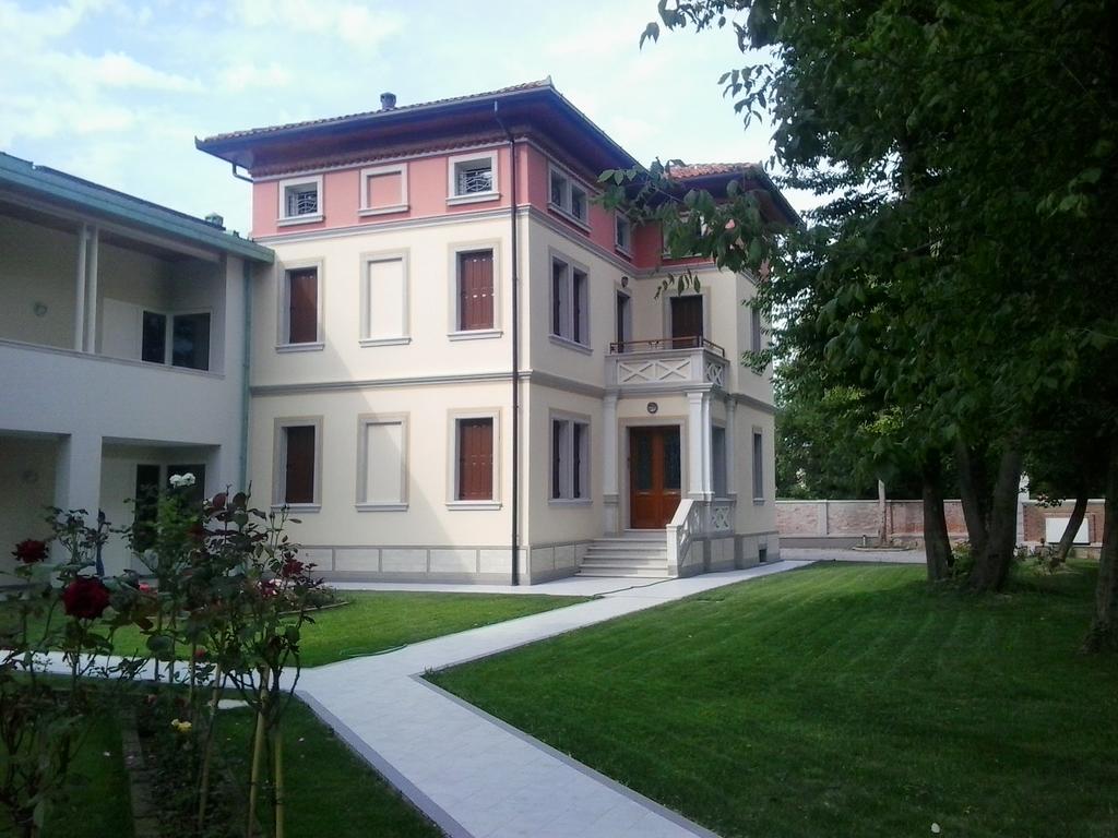 Villa Delle Rose Portogruaro Exterior foto